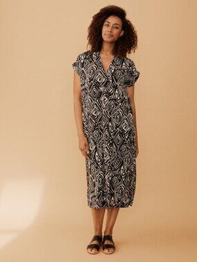 Masai Olivian Dress M Black Cream Geometric A Line Lagenlook Midi Lagenlook